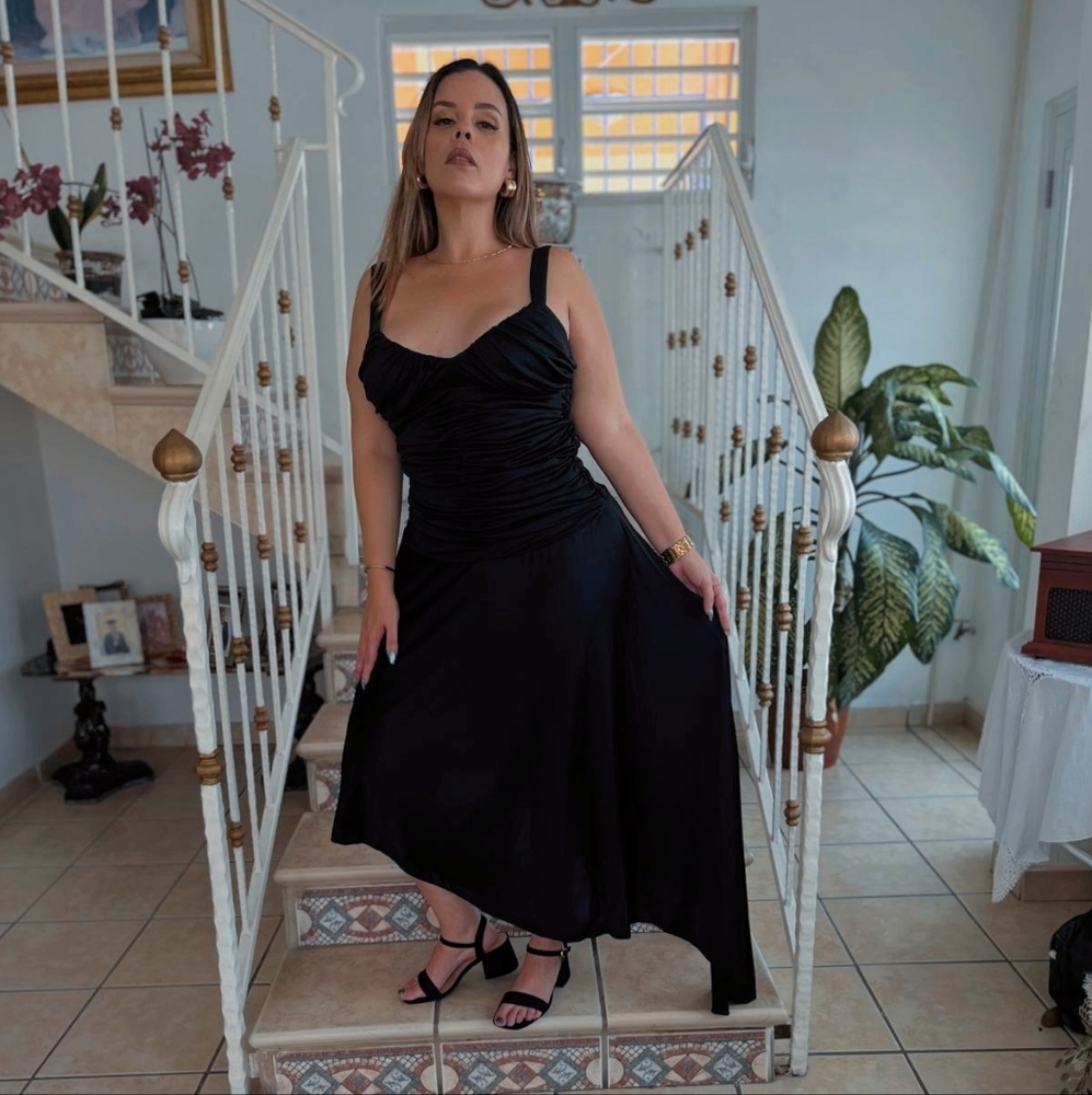 Chic Asymmetrical Black Dress